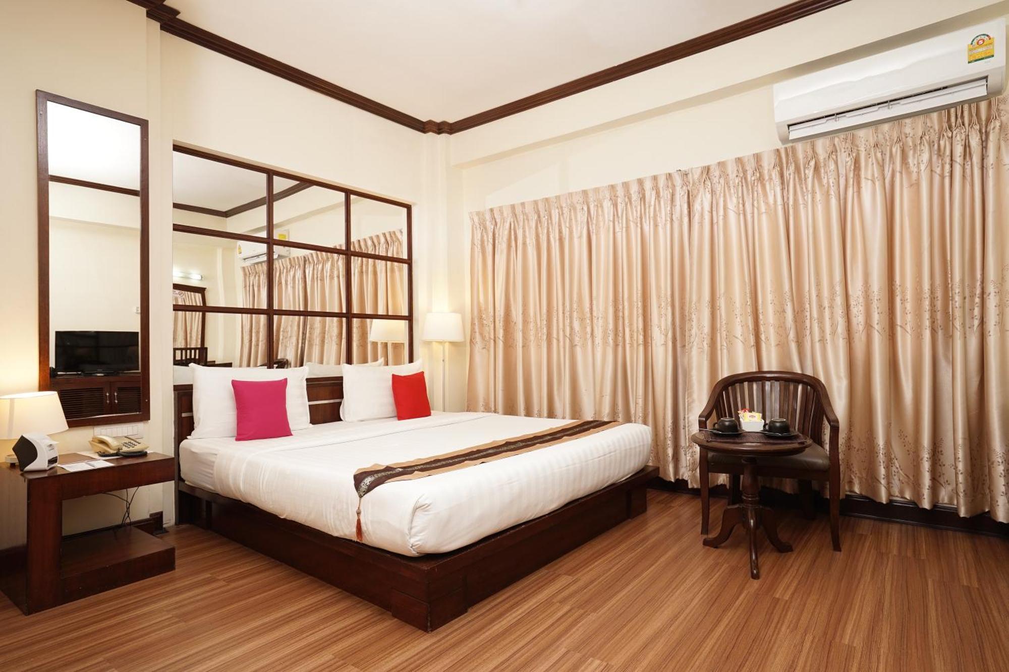 Grand Business Inn Bangkok Esterno foto