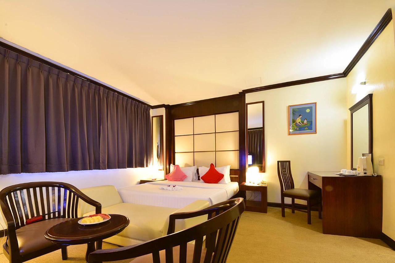 Grand Business Inn Bangkok Esterno foto