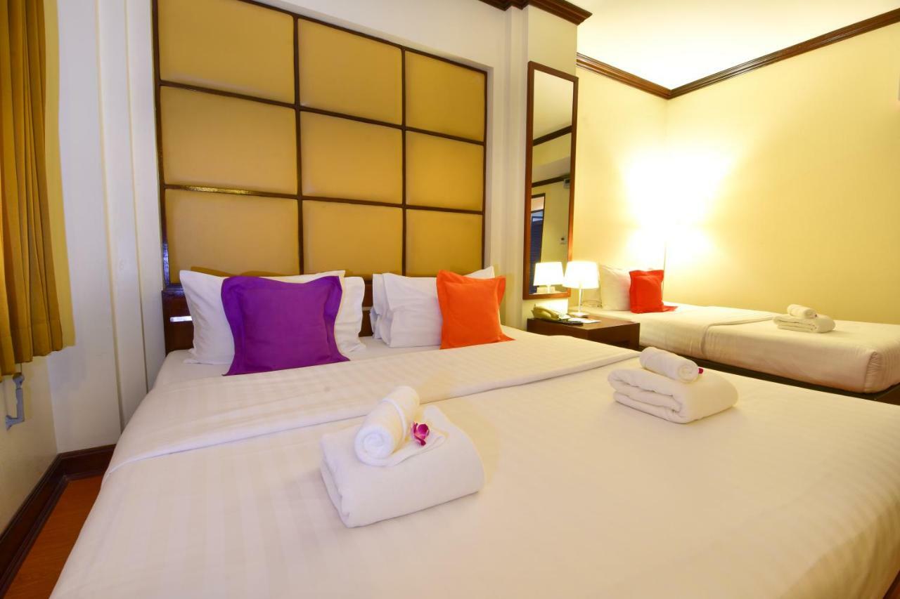 Grand Business Inn Bangkok Esterno foto