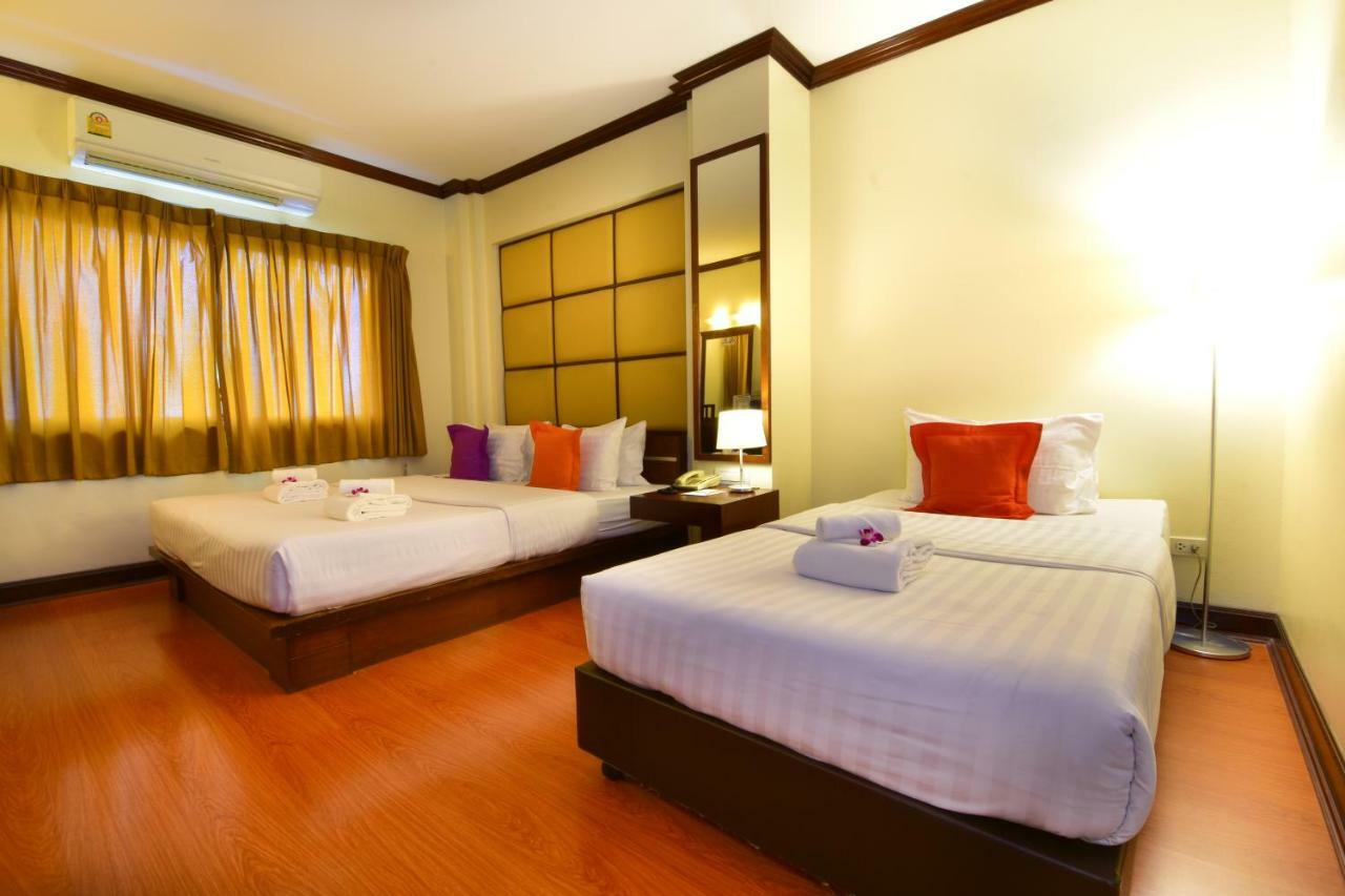 Grand Business Inn Bangkok Esterno foto